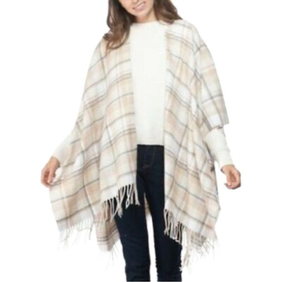 NWT!!! CHARTER CLUB plaid fringe women's ruana poncho -NEUTRAL - Picture 1 of 4
